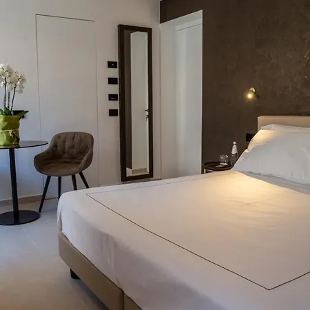 Palazzo Salomone Szálloda 5*